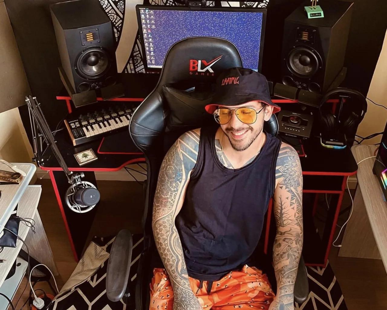 CONHEÇA "NYMPHOMANIAC"  A FAIXA DO ANDRÉ GAZOLLA EM COLLAB COM HOW TO LOOT BRAZIL