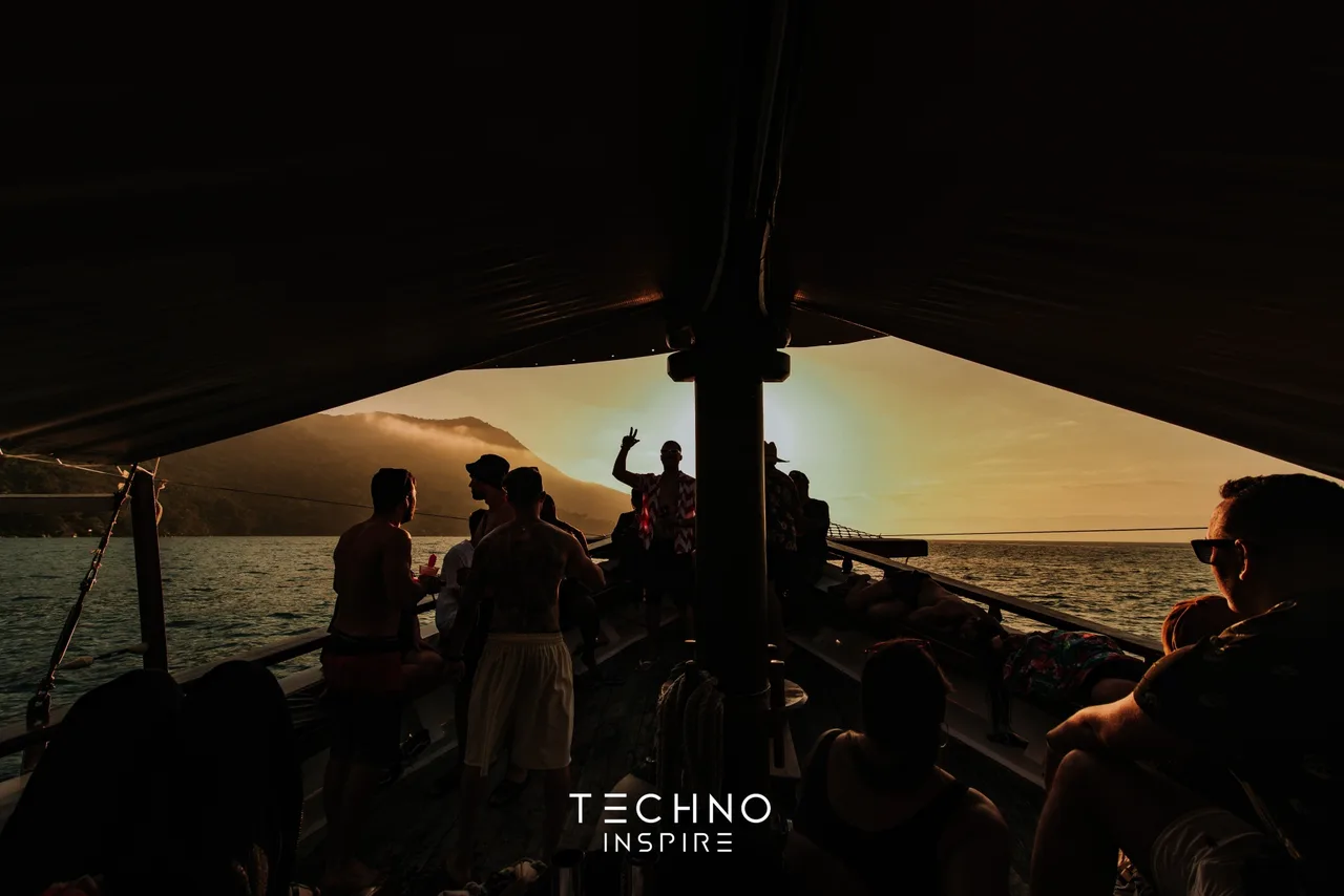 Cena Techno Independente de São Paulo inova com evento realizado em alto mar