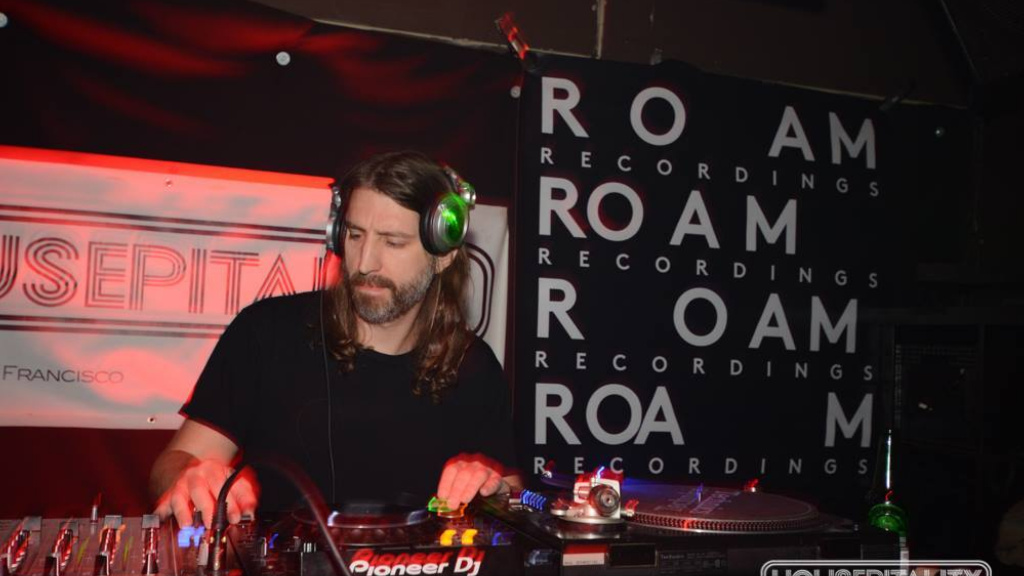 Roam Recordings celebra 25 anos sem congelar a própria identidade